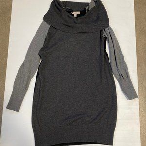 3 / $25! ✰ Banana Republic Sweater Dress